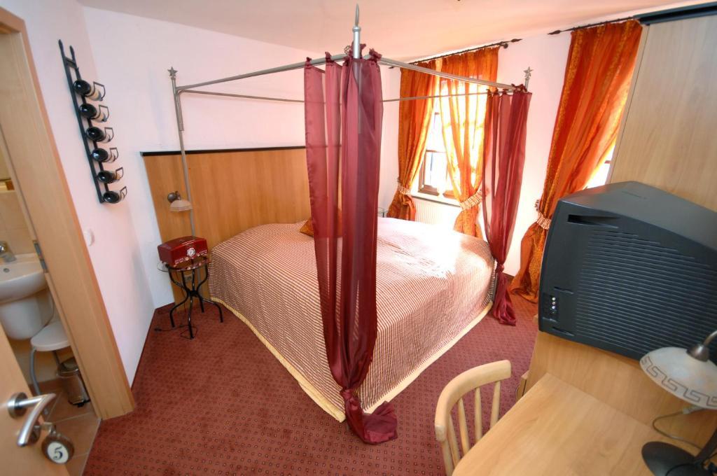Hotel Dalberg Sankt Martin Habitación foto
